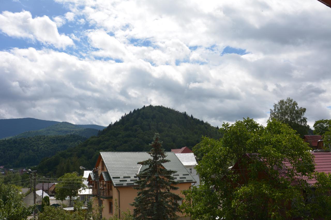 Bukovets' Hotel Yaremche Exterior photo